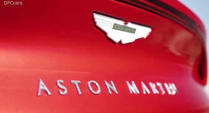 Chi tiết Aston Martin DBX 2020