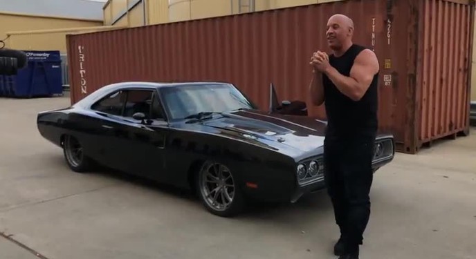 Vin Diesel được dàn sao Fast tặng "siêu xe" nhân ngày sinh nhật