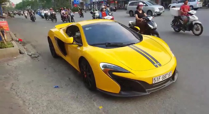 McLaren 650S Spider màu vàng thứ hai xuất hiện tại Việt Nam, tuy nhiên sự thật phía sau khiến nhiều người ngạc nhiên