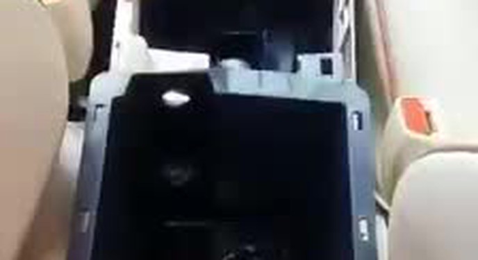 Thử nghiệm phanh tay điện tử trên Mitsubishi Xpander