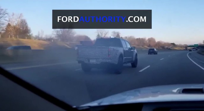 Ford F-150 Raptor chạy thử với động cơ V8 siêu nạp?