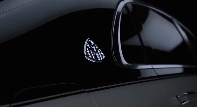 Mercedes-Maybach bất ngờ nhá hàng xe V12 bí ẩn