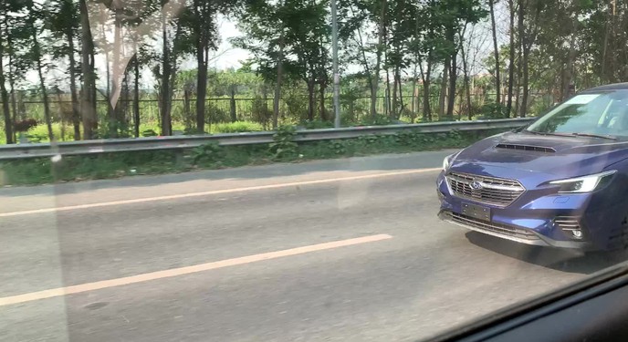 Tóm gọn Subaru WRX 2022 trên đại lộ Thăng Long
