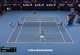Chiến thắng nhọc nhằn sau 5 set của Djokovic ở vòng 3 Australian Open