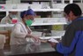 Trung Quốc cấp phép sử dụng 2 loại thuốc nội địa điều trị COVID-19